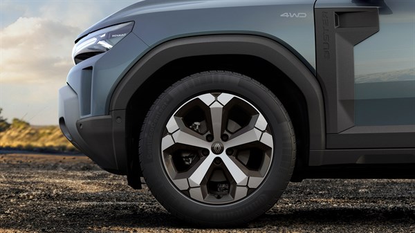 Renault Duster - 209 mm de garde au sol et un angle d’attaque élevé